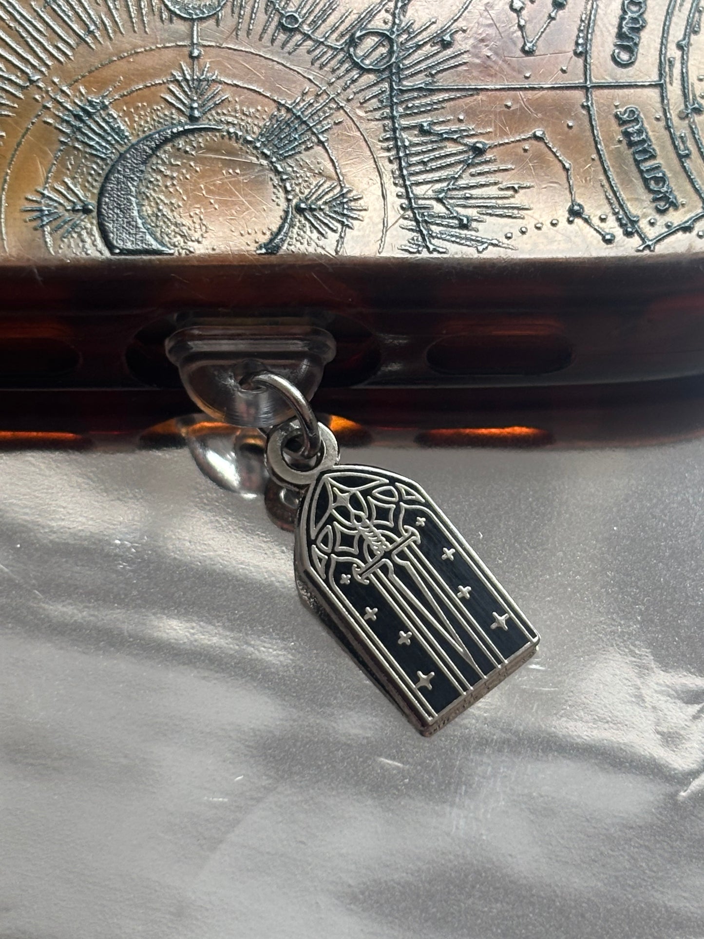 Fantasy Dust Plug charm - USBC